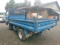 マツダタイタンダンプ小型（2t・3t）[写真02]