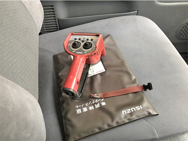 いすゞエルフクレーン4段小型（2t・3t）[写真14]