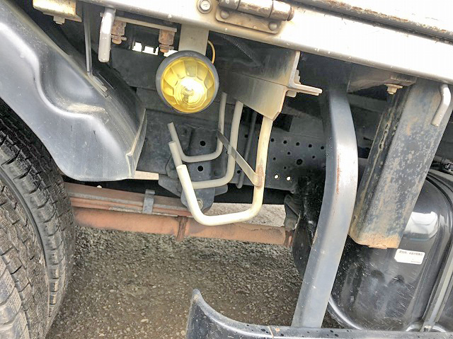 いすゞエルフクレーン4段小型（2t・3t）[写真18]