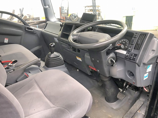 いすゞエルフセーフティローダー小型（2t・3t）[写真18]