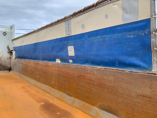 三菱ふそうスーパーグレートダンプ大型（10t）[写真17]