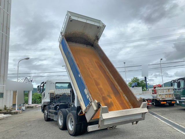 三菱ふそうスーパーグレートダンプ大型（10t）[写真08]