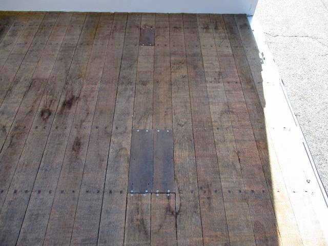 UDトラックスコンドルアルミウイング中型（4t）[写真18]