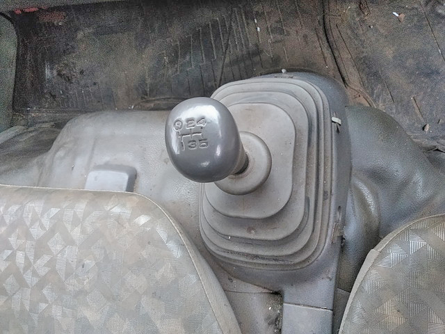 トヨタトヨエースダンプ小型（2t・3t）[写真32]