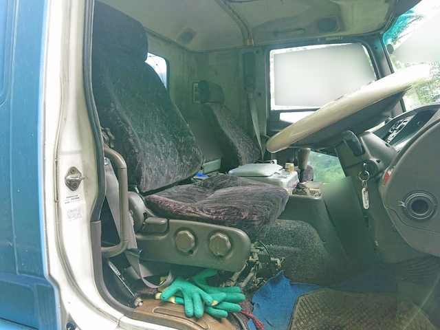 三菱ふそうファイタークレーン4段増トン（6t・8t）[写真27]