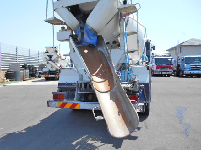 日野プロフィアミキサー車（コンクリートミキサー）大型（10t）[写真11]