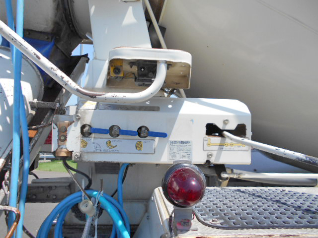 日野プロフィアミキサー車（コンクリートミキサー）大型（10t）[写真13]