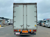 いすゞフォワードアルミウイング増トン（6t・8t）[写真11]