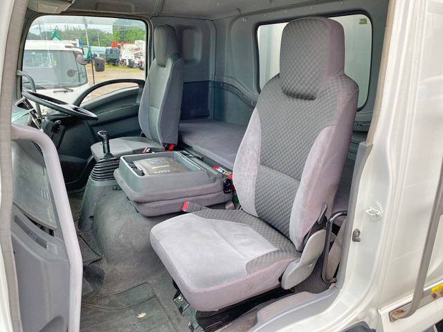 いすゞフォワードアルミウイング増トン（6t・8t）[写真34]