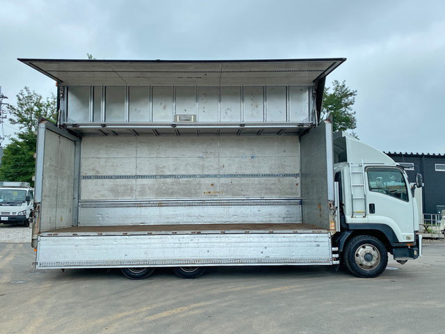 いすゞフォワードアルミウイング増トン（6t・8t）[写真08]