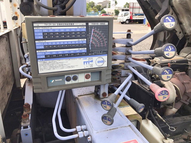 いすゞフォワードクレーン4段中型（4t）[写真18]