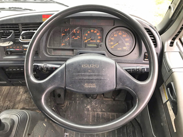 いすゞフォワードクレーン4段中型（4t）[写真34]