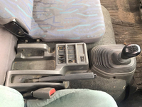 いすゞフォワードクレーン4段中型（4t）[写真37]