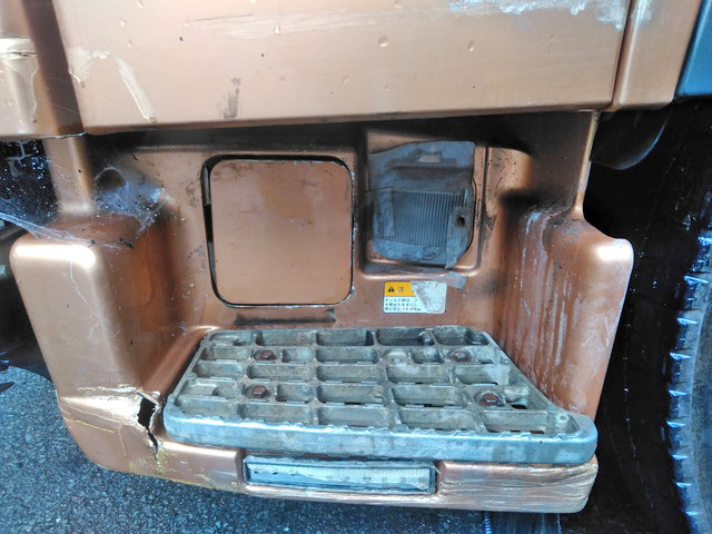 日野プロフィアダンプ大型（10t）[写真24]