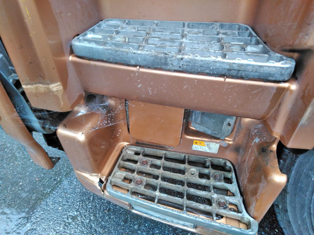 日野プロフィアダンプ大型（10t）[写真25]