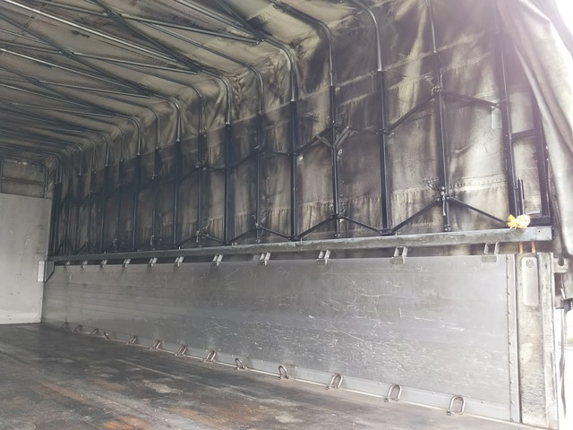 三菱ふそうファイター幌車増トン（6t・8t）[写真10]