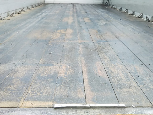 三菱ふそうファイター幌車増トン（6t・8t）[写真12]