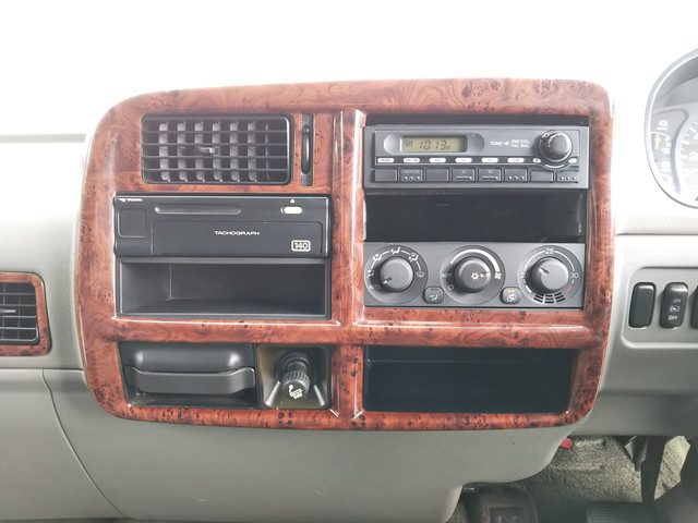 三菱ふそうファイター幌車増トン（6t・8t）[写真33]