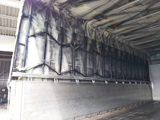 三菱ふそうファイター幌車増トン（6t・8t）[写真09]