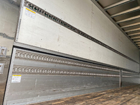 三菱ふそうスーパーグレートアルミウイング大型（10t）[写真17]