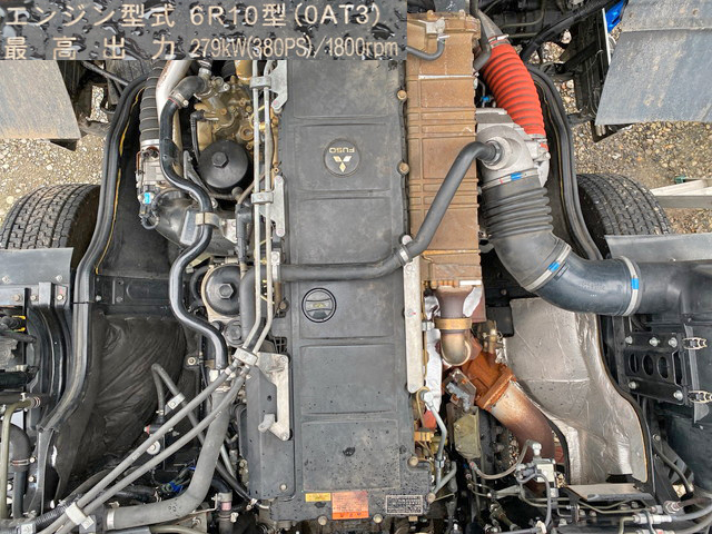 三菱ふそうスーパーグレートアルミウイング大型（10t）[写真28]