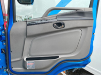 三菱ふそうスーパーグレートアルミウイング大型（10t）[写真30]