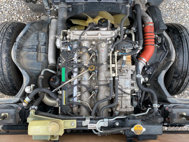 三菱ふそうキャンター平ボディ小型（2t・3t）[写真23]