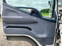 三菱ふそうキャンター平ボディ小型（2t・3t）[写真27]