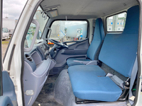 三菱ふそうキャンター平ボディ小型（2t・3t）[写真31]