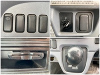 三菱ふそうキャンター平ボディ小型（2t・3t）[写真35]