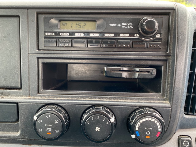 三菱ふそうキャンター平ボディ小型（2t・3t）[写真36]