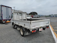 三菱ふそうキャンター平ボディ小型（2t・3t）[写真04]