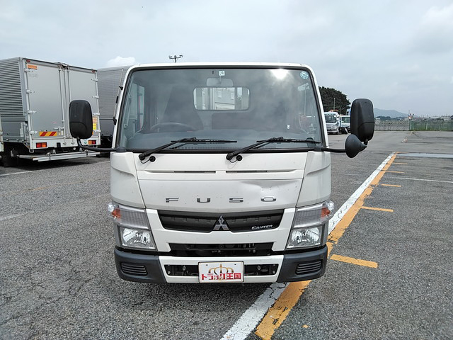 三菱ふそうキャンター平ボディ小型（2t・3t）[写真07]