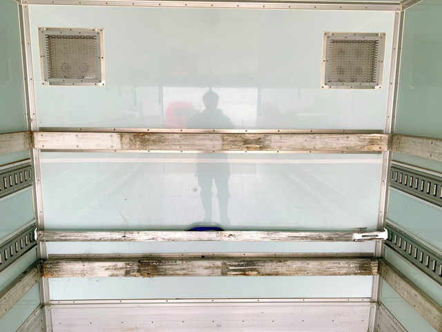 いすゞフォワードパネルバン中型（4t）[写真17]