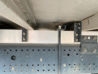 いすゞフォワードパネルバン中型（4t）[写真23]