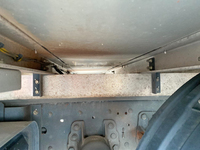 いすゞフォワードパネルバン中型（4t）[写真24]