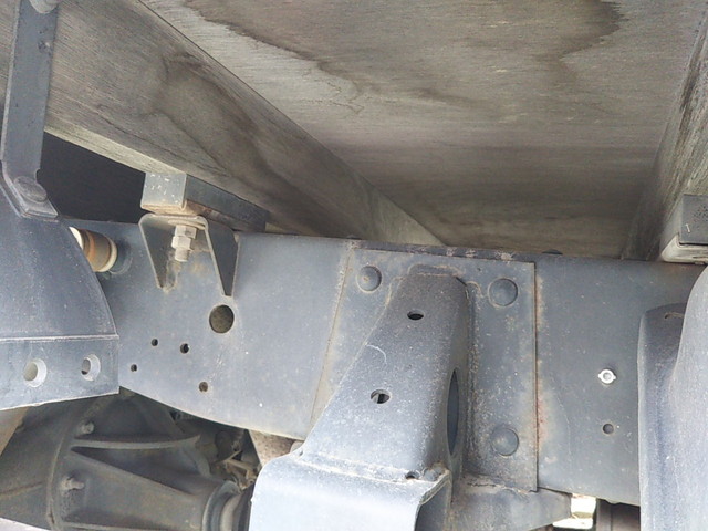 いすゞエルフ平ボディ小型（2t・3t）[写真13]