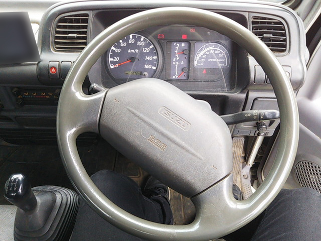 いすゞエルフ平ボディ小型（2t・3t）[写真28]