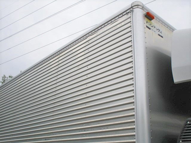 UDトラックスコンドルアルミバン中型（4t）[写真17]