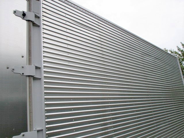 UDトラックスコンドルアルミバン中型（4t）[写真18]