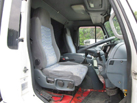 UDトラックスコンドルアルミバン中型（4t）[写真28]