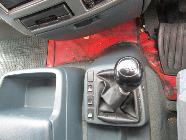 UDトラックスコンドルアルミバン中型（4t）[写真39]