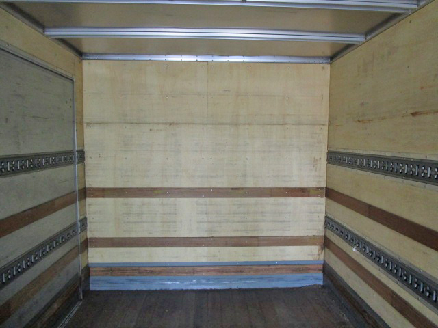 UDトラックスコンドルアルミバン中型（4t）[写真09]