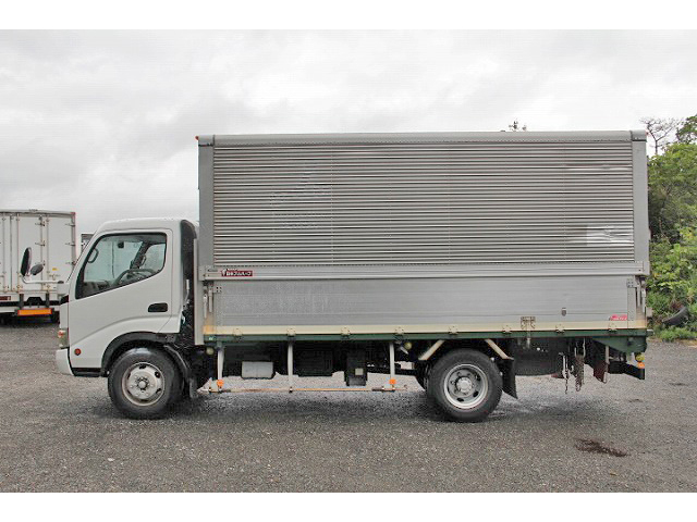 日野デュトロアルミウイング小型（2t・3t）[写真05]