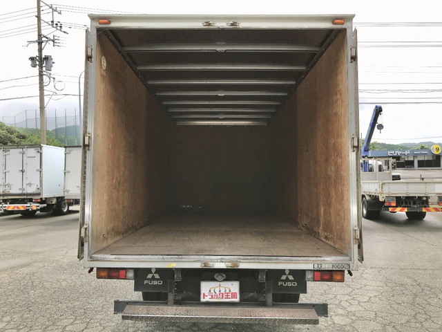 三菱ふそうキャンターアルミバン小型（2t・3t）[写真10]