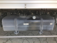 三菱ふそうキャンターアルミバン小型（2t・3t）[写真17]