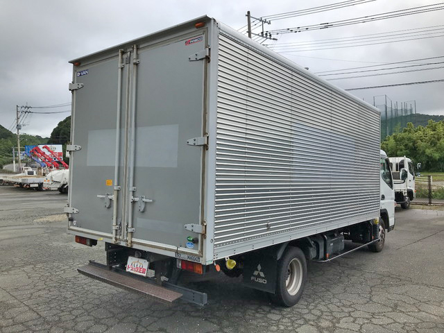 三菱ふそうキャンターアルミバン小型（2t・3t）[写真02]