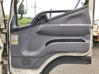 三菱ふそうキャンターアルミバン小型（2t・3t）[写真28]