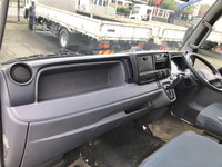 三菱ふそうキャンターアルミバン小型（2t・3t）[写真32]