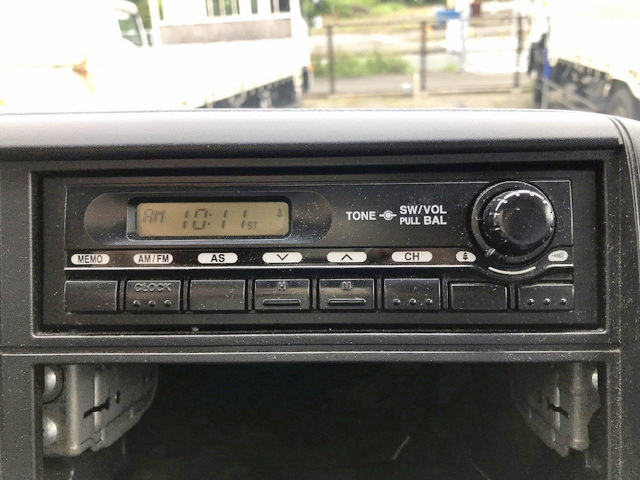 三菱ふそうキャンターアルミバン小型（2t・3t）[写真35]